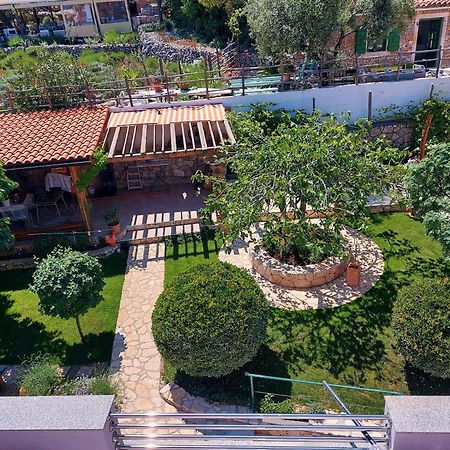 Villa Sommerzauber Apartman 1 Mali Lošinj Exteriör bild